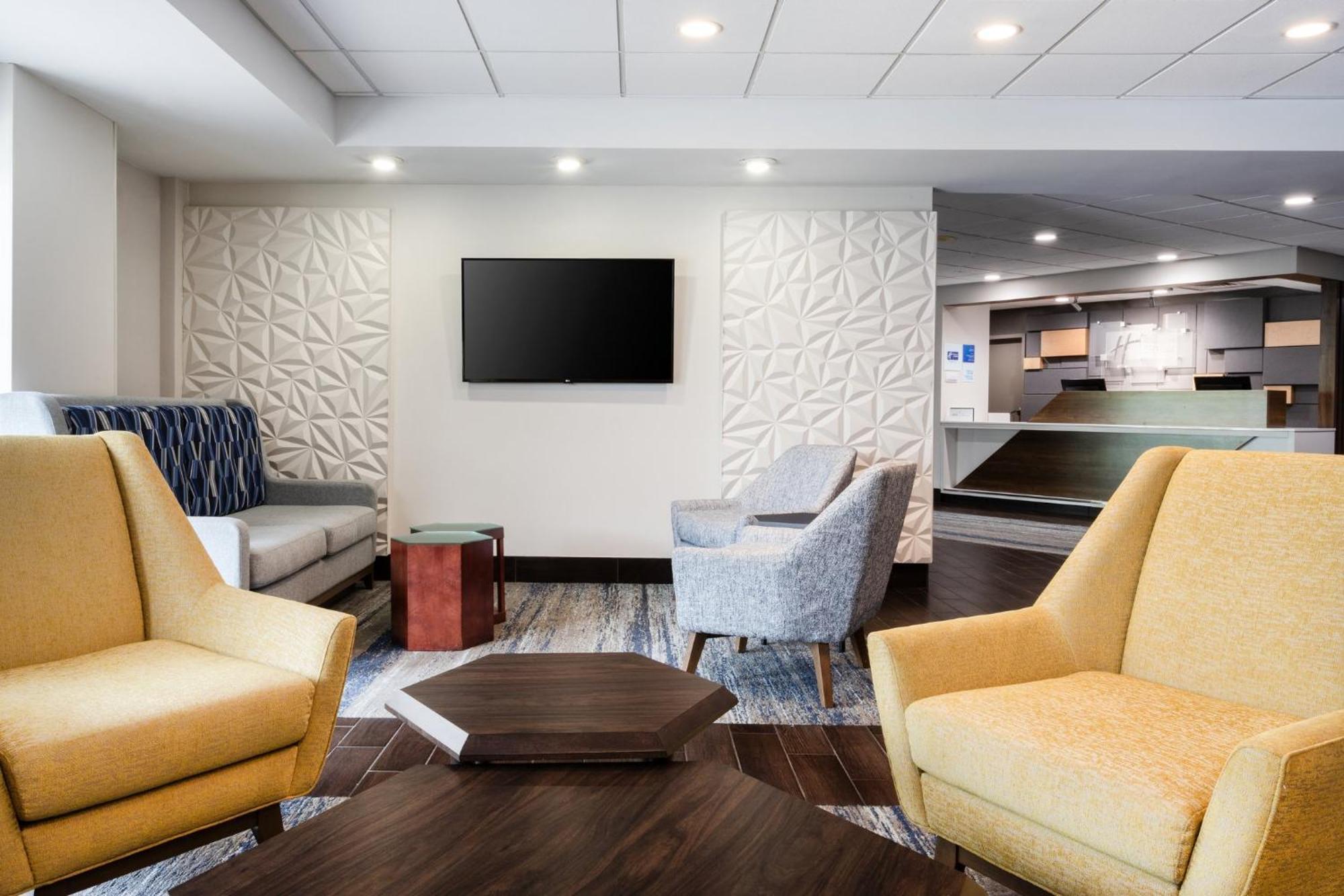 Holiday Inn Express & Suites Cincinnati Riverfront By Ihg Covington Bagian luar foto