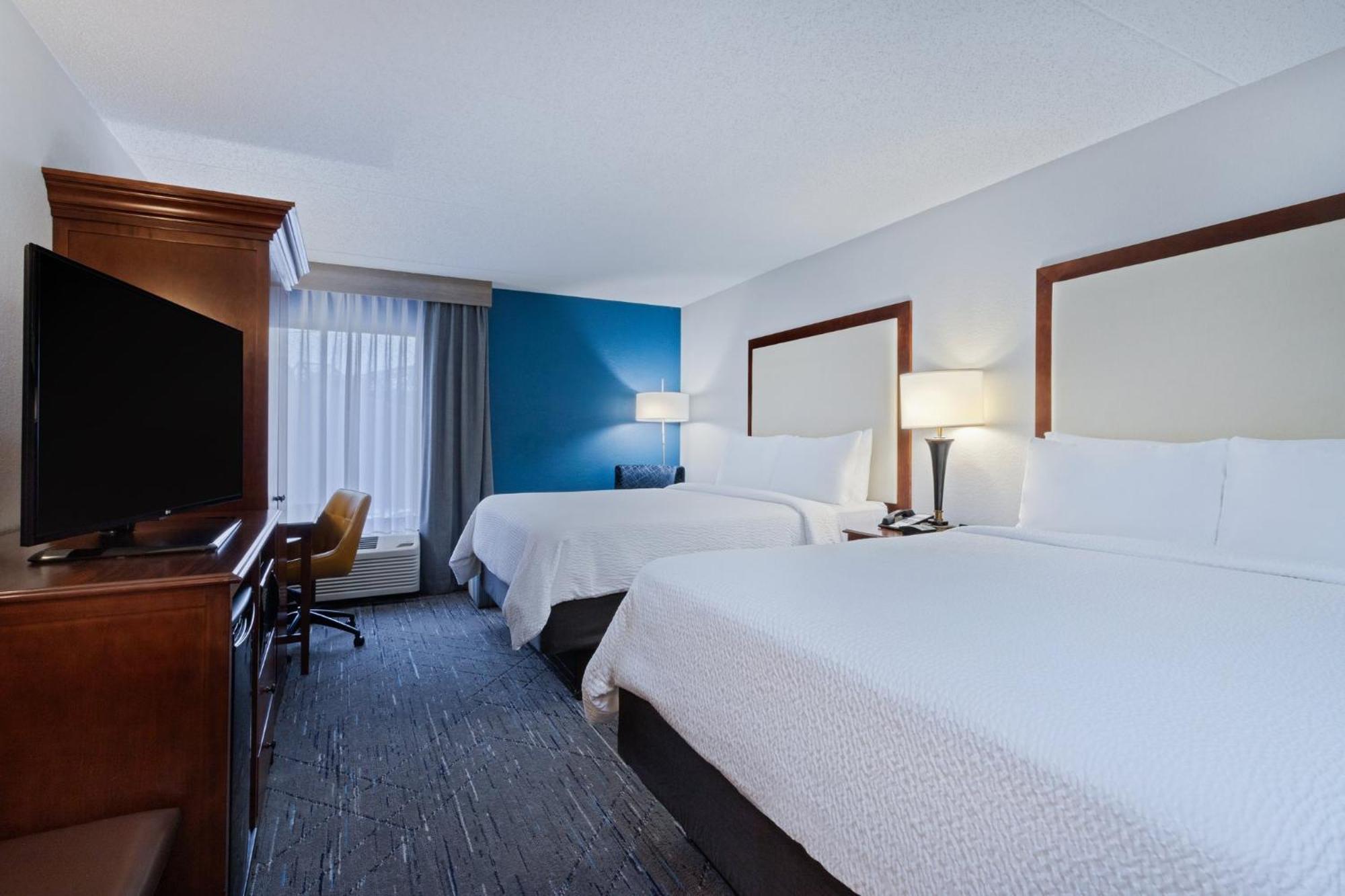 Holiday Inn Express & Suites Cincinnati Riverfront By Ihg Covington Bagian luar foto